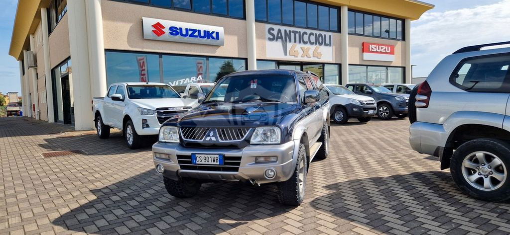 Mitsubishi L200 2005