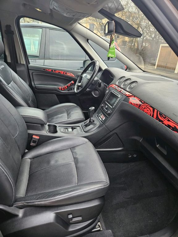Ford S-Max 2012