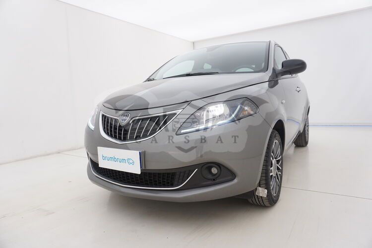 Lancia Ypsilon 2023
