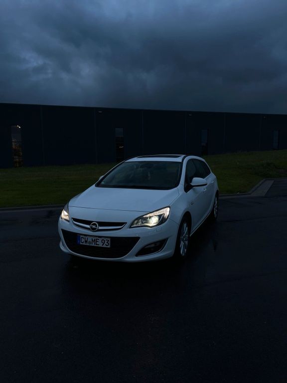 Opel Astra 2023