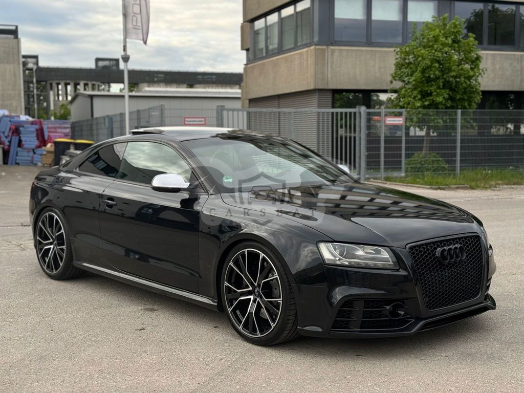 Audi RS5 2010