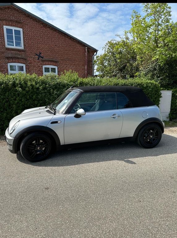 Mini Cabrio 2006