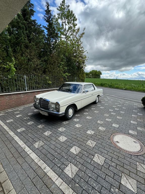 Mercedes-Benz 250 1969
