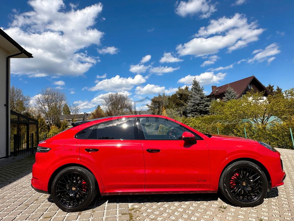 Porsche Cayenne 2022