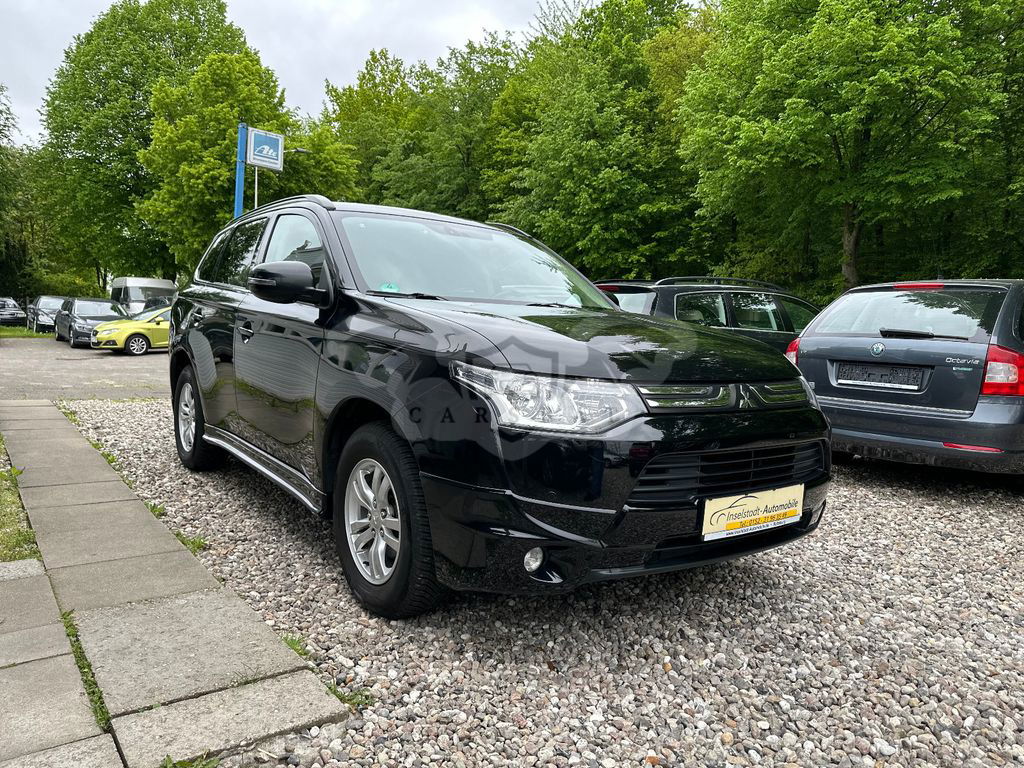 Mitsubishi Outlander 2012