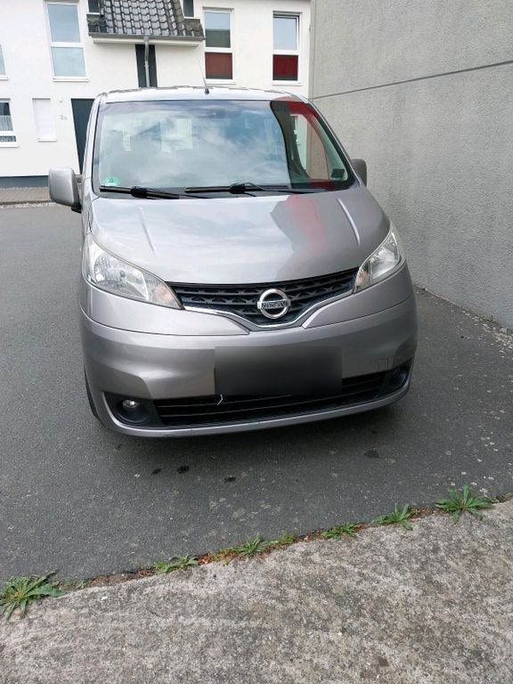 Nissan NV200 2012
