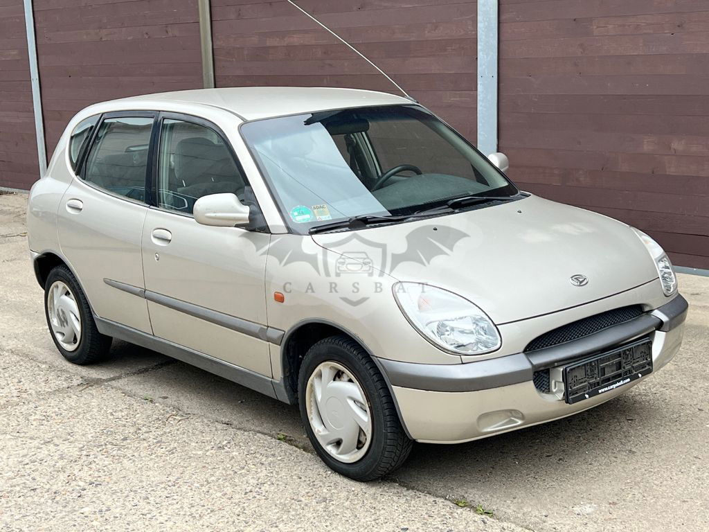 Daihatsu Sirion 2000