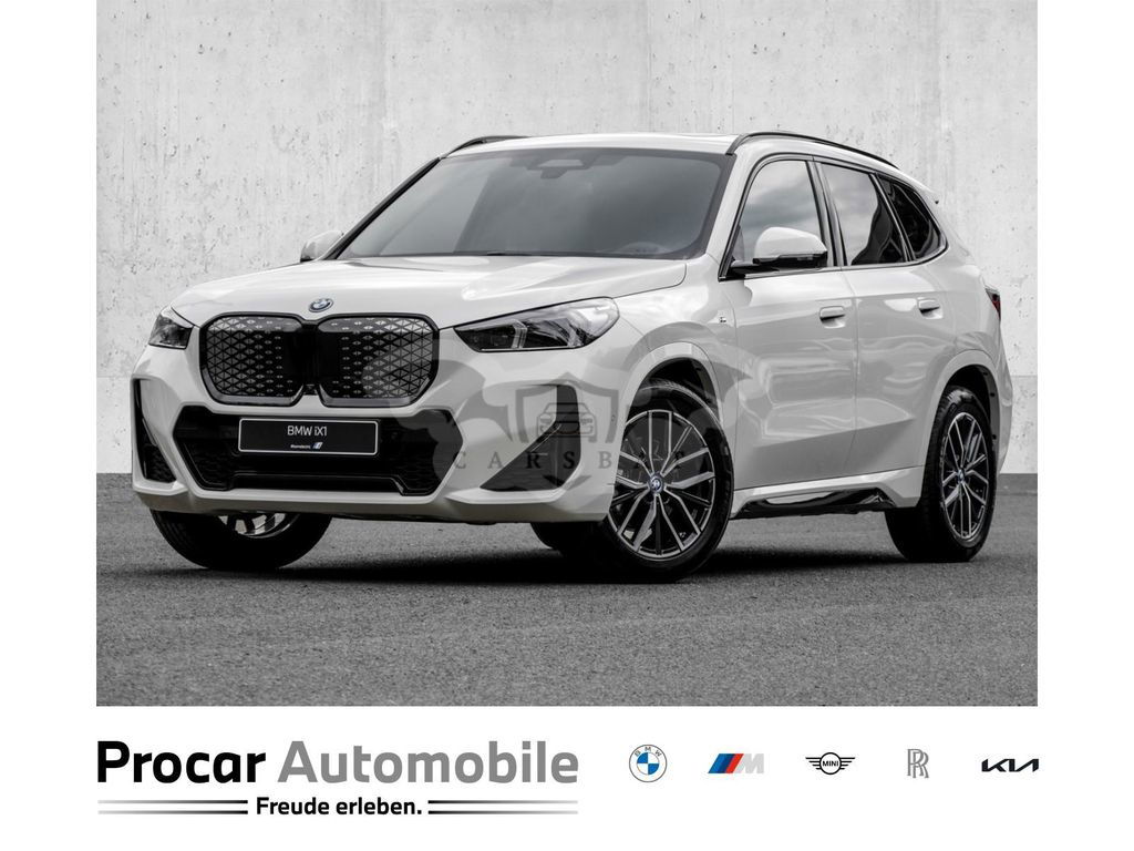 BMW iX1 2024