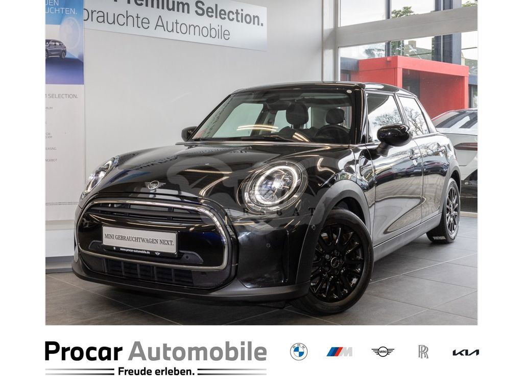 Mini One 2022