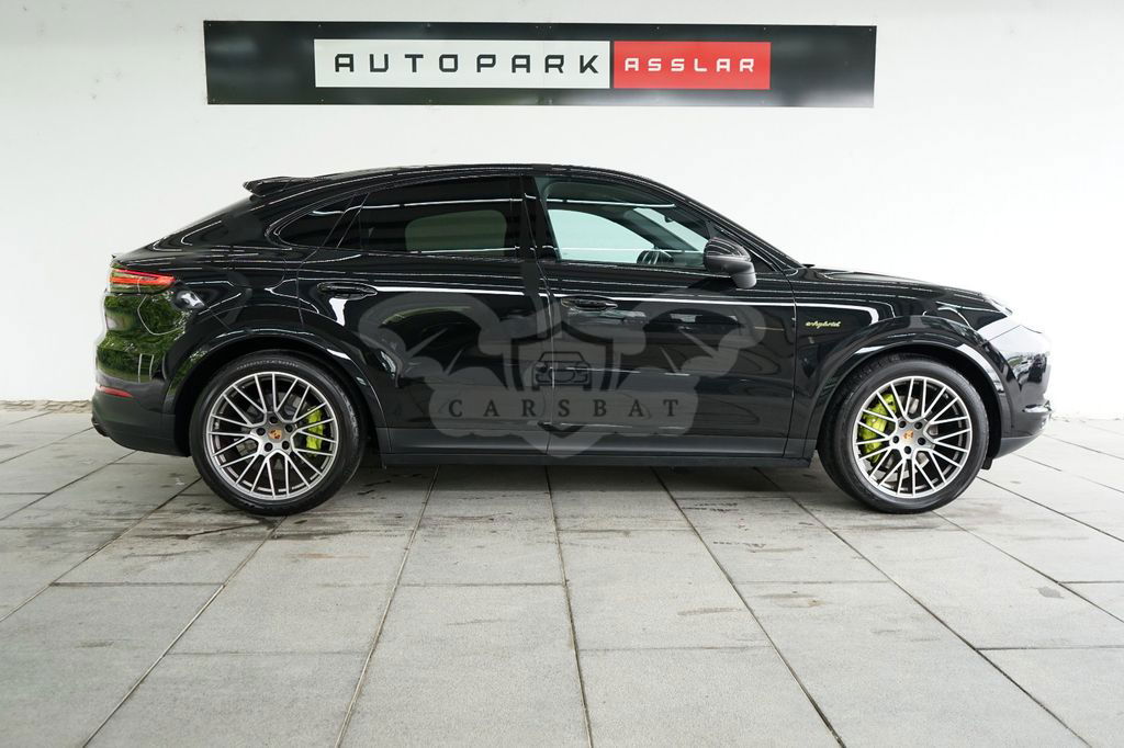Porsche Cayenne 2022