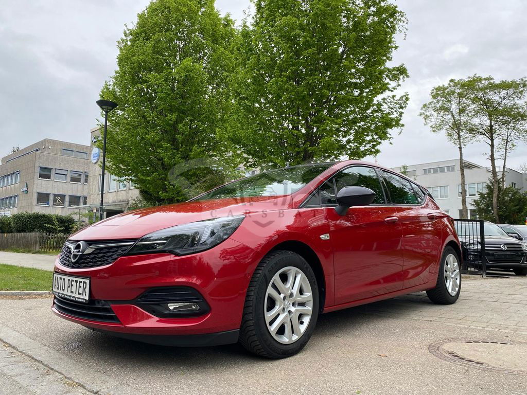 Opel Astra 2021