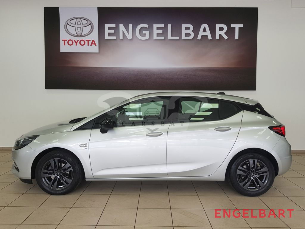 Opel Astra 2021