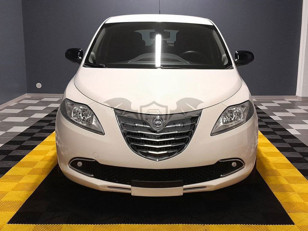 Lancia Ypsilon 2014