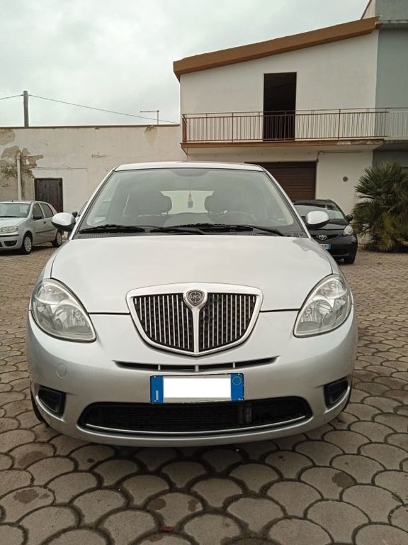 Lancia Ypsilon 2008