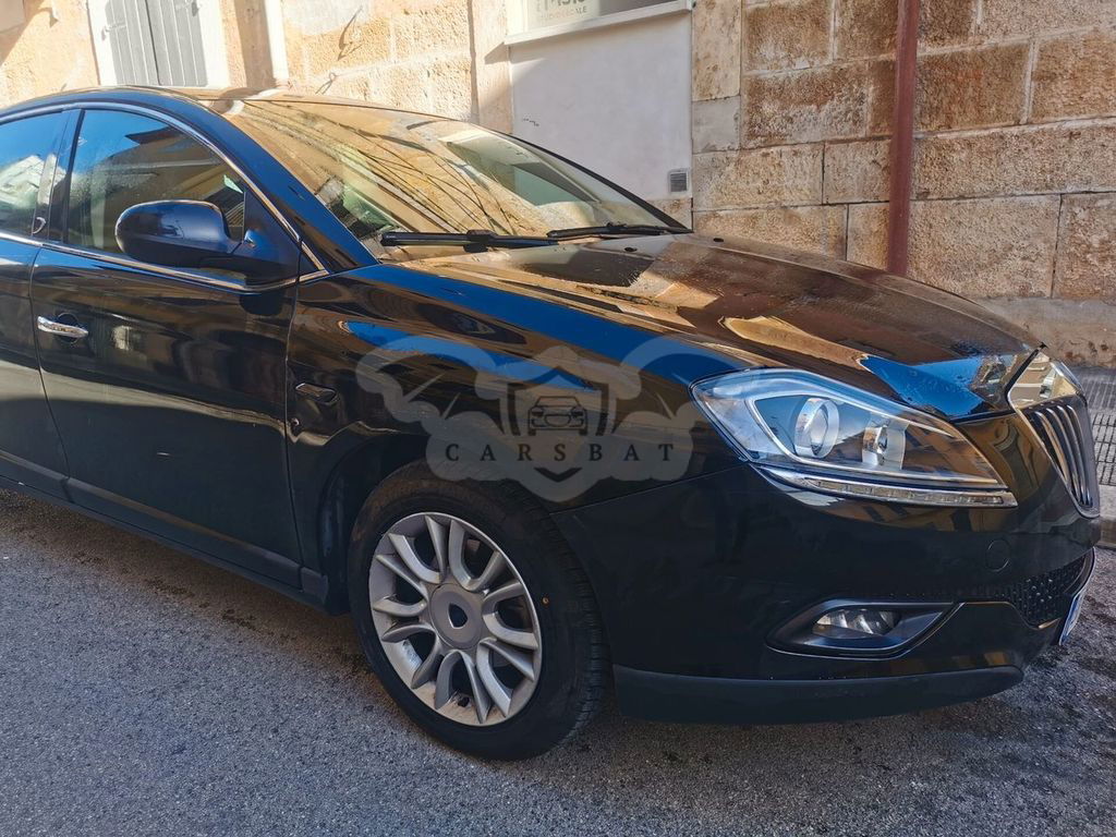 Lancia Delta 2012