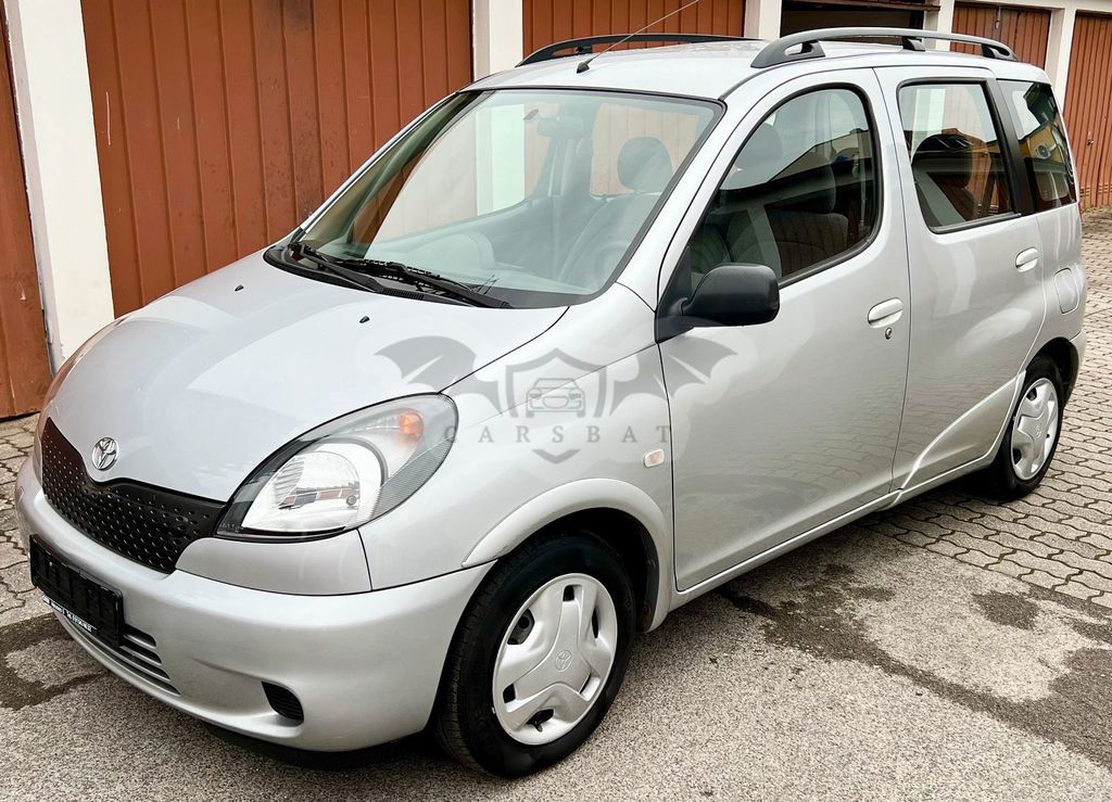Toyota Verso 2000