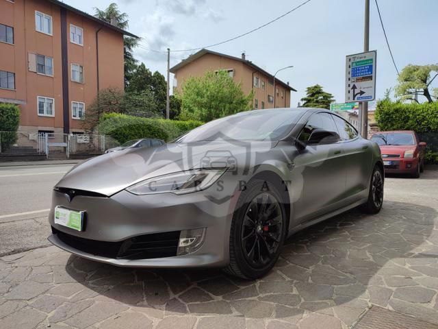 Tesla Model S 2020