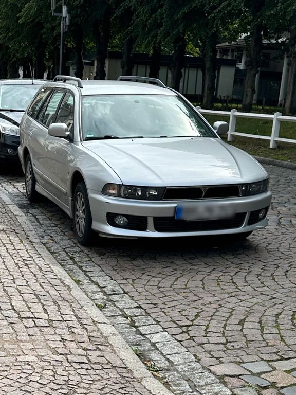 Mitsubishi Galant 2002