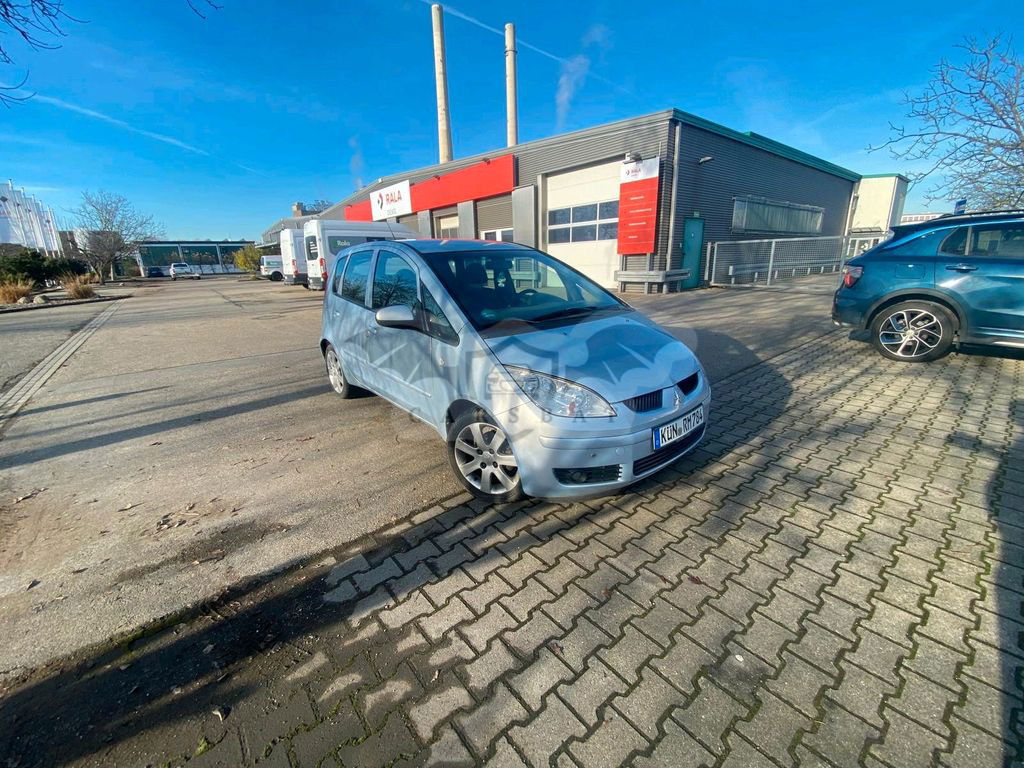 Mitsubishi Colt 2004