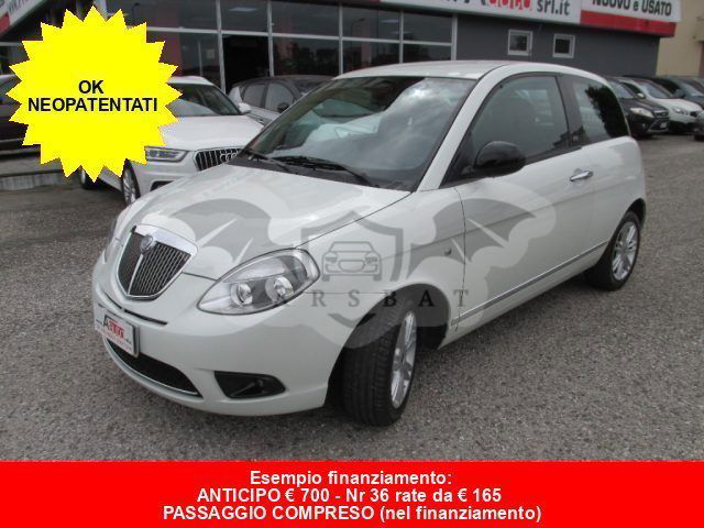 Lancia Ypsilon 2012