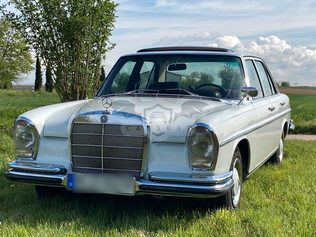 Mercedes-Benz 250 1967