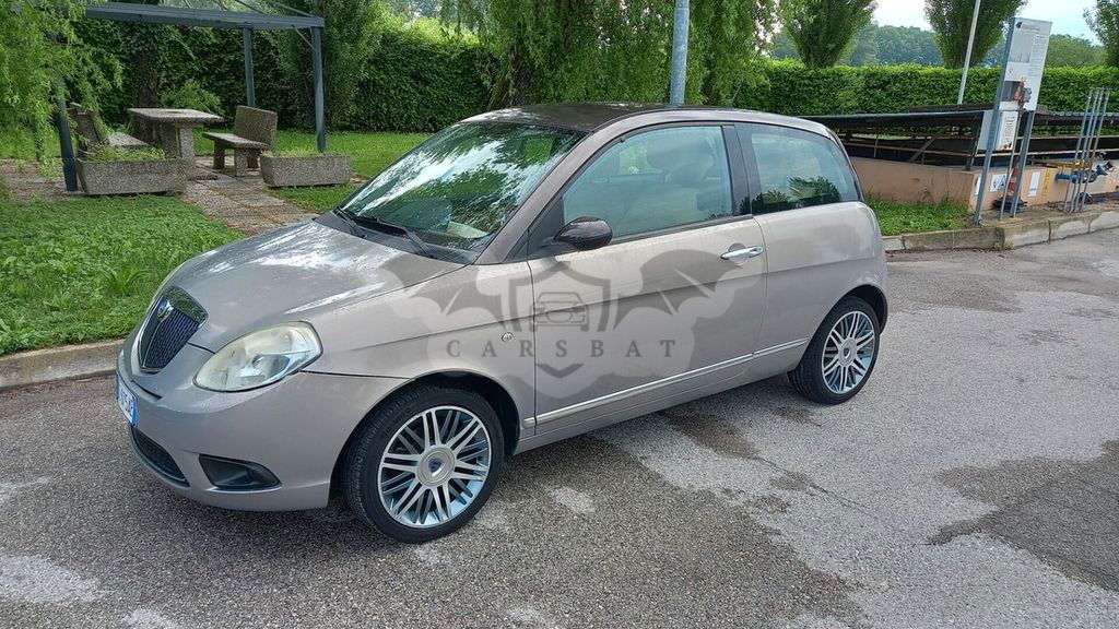 Lancia Ypsilon 2009