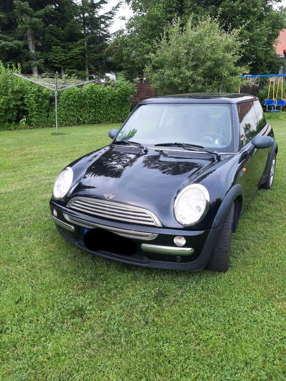 Mini One 2004