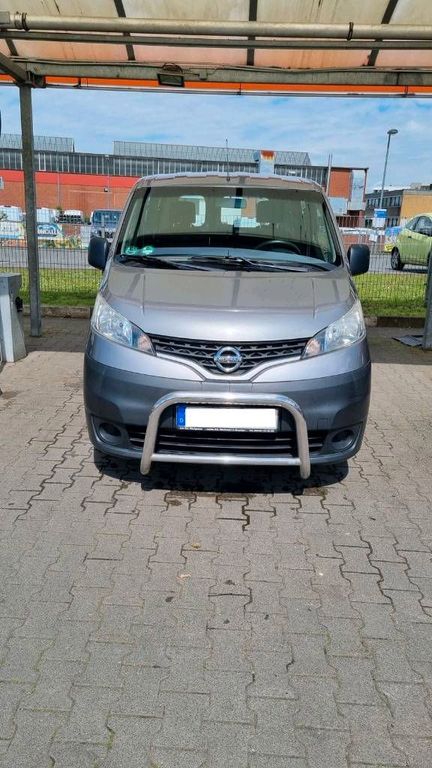Nissan NV200 2012