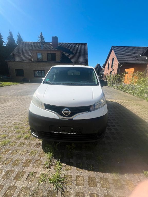 Nissan NV200 2012
