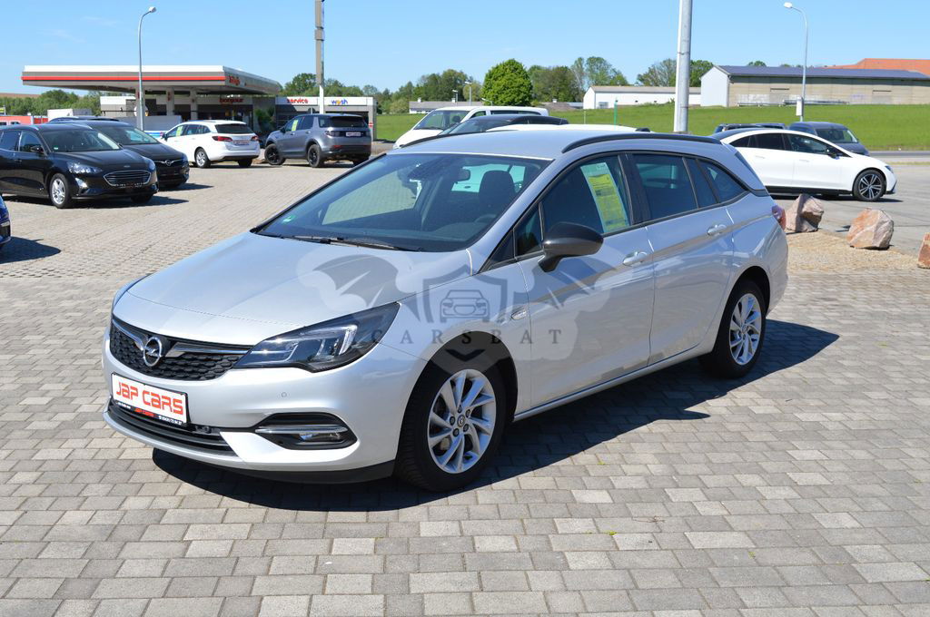 Opel Astra 2021