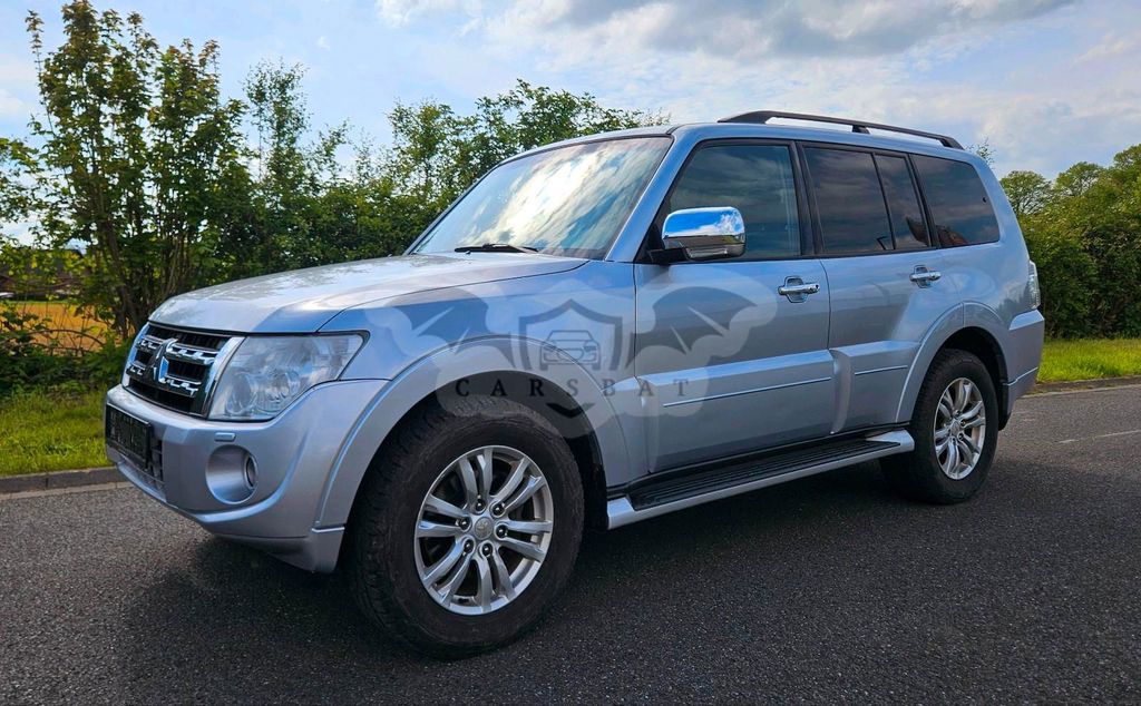 Mitsubishi Pajero 2013