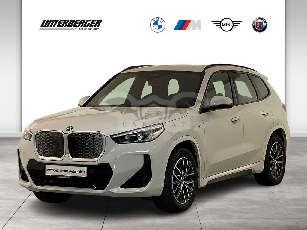 BMW iX1 2024