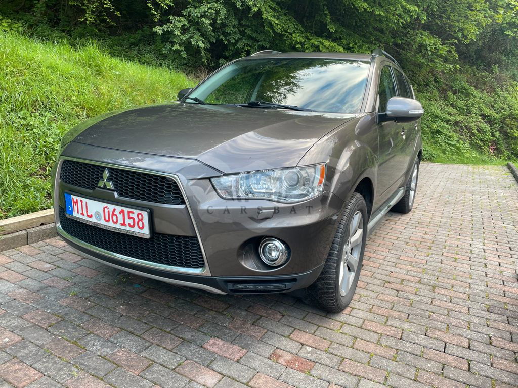 Mitsubishi Outlander 2012