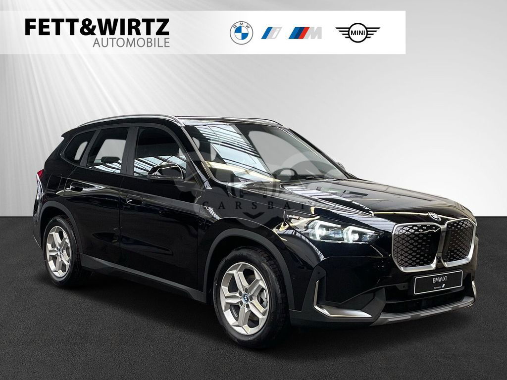 BMW iX1 2024