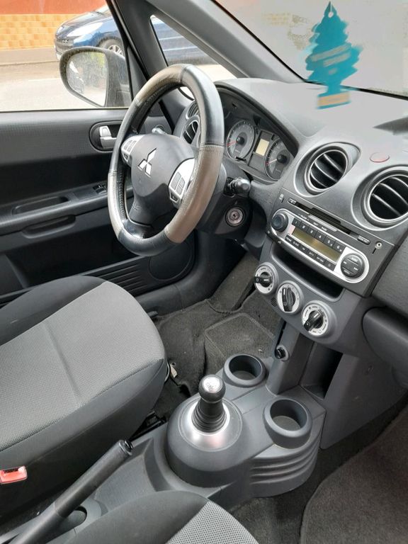 Mitsubishi Colt 2008