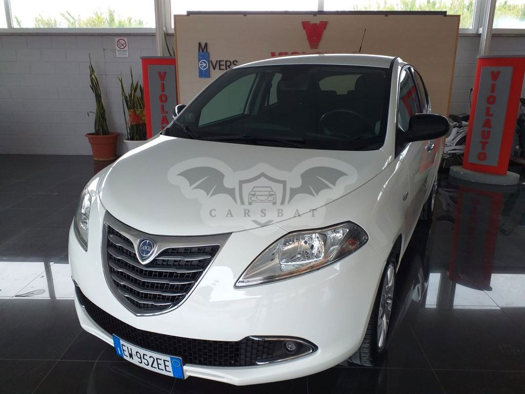 Lancia Ypsilon 2014