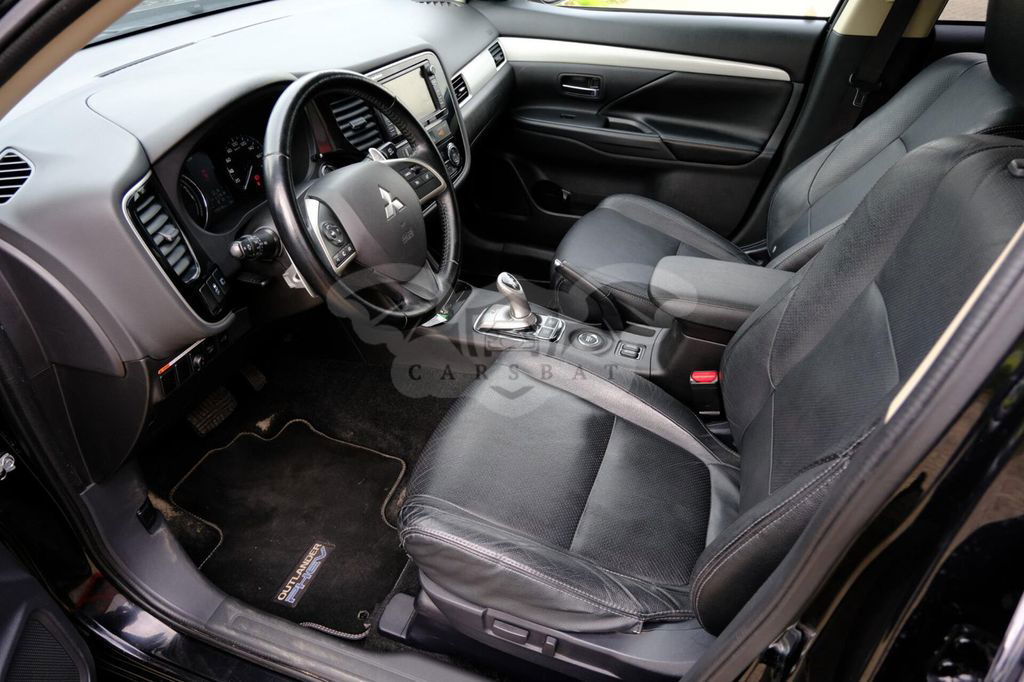 Mitsubishi Outlander 2013