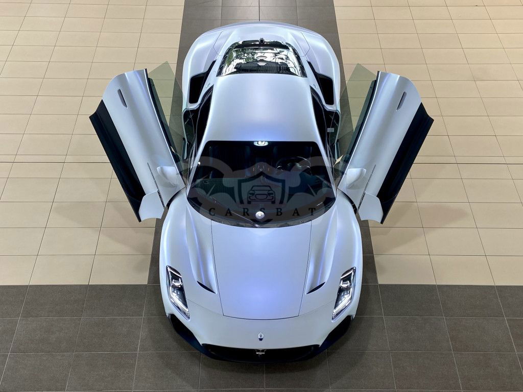 Maserati MC20 2024
