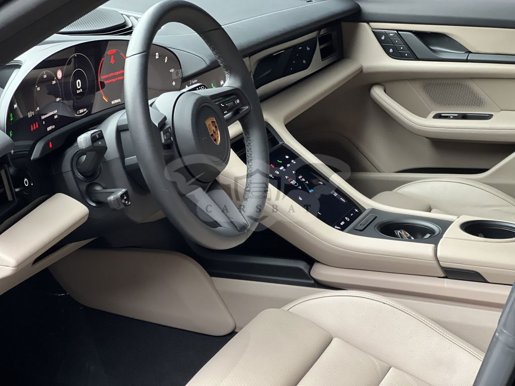 Porsche Taycan 2023