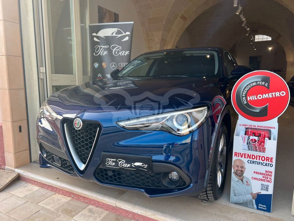 Alfa Romeo Stelvio 2021