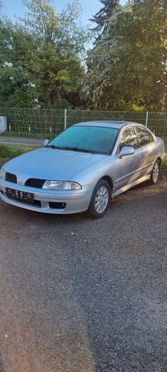 Mitsubishi Carisma 2004