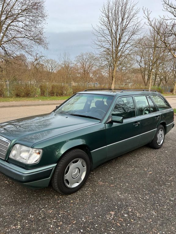 Mercedes-Benz 250 1993
