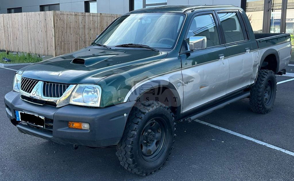 Mitsubishi L200 2005