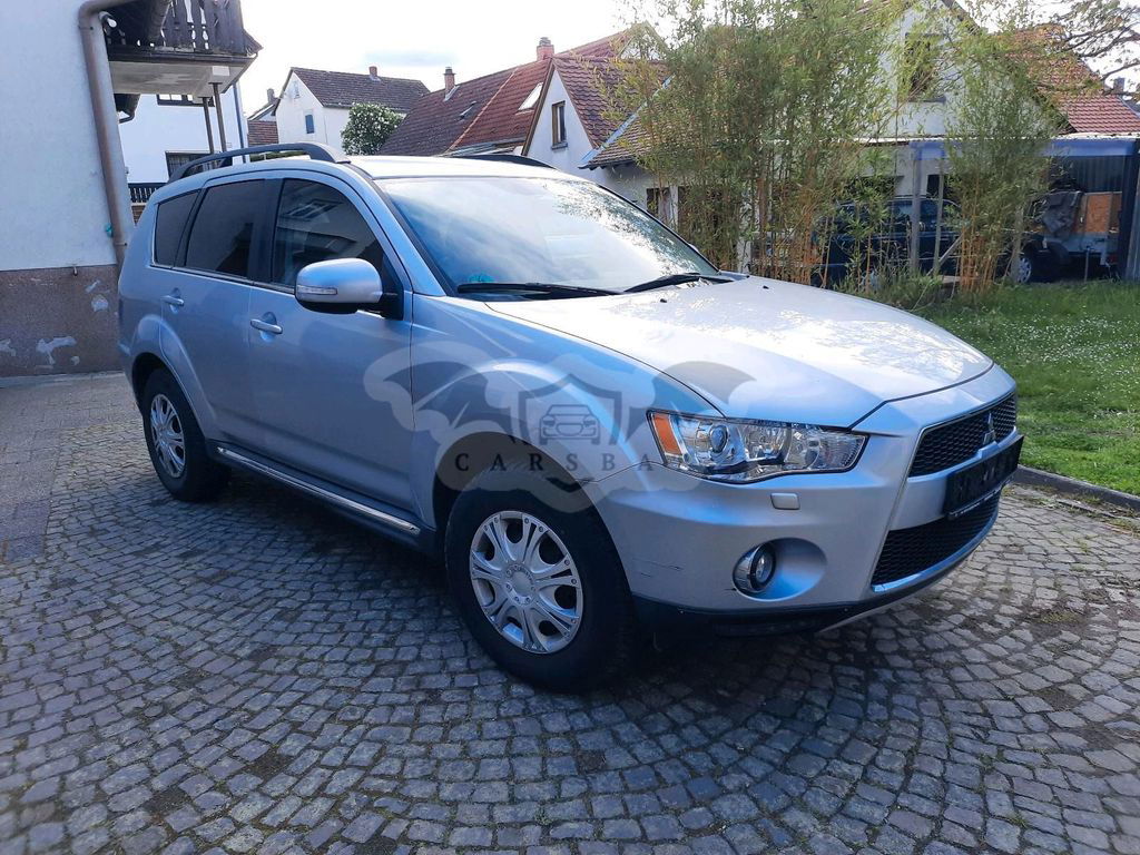 Mitsubishi Outlander 2012