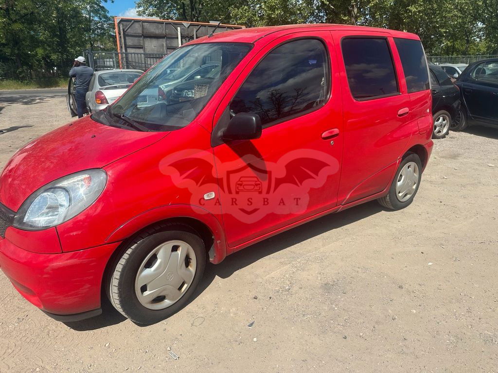Toyota Verso 2000