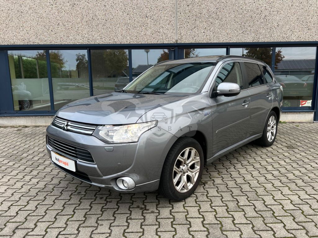 Mitsubishi Outlander 2013