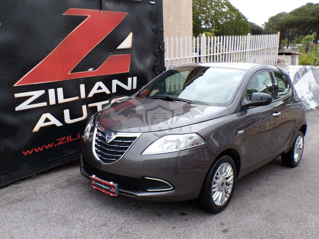 Lancia Ypsilon 2014
