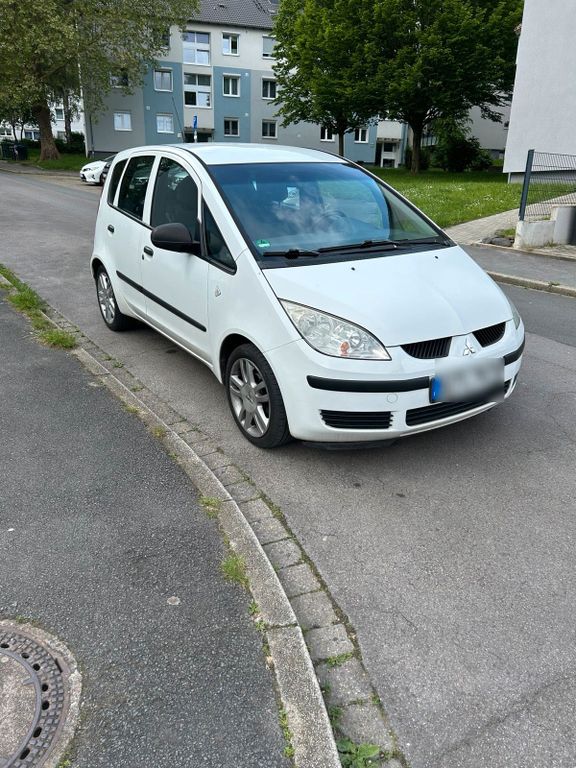 Mitsubishi Colt 2004