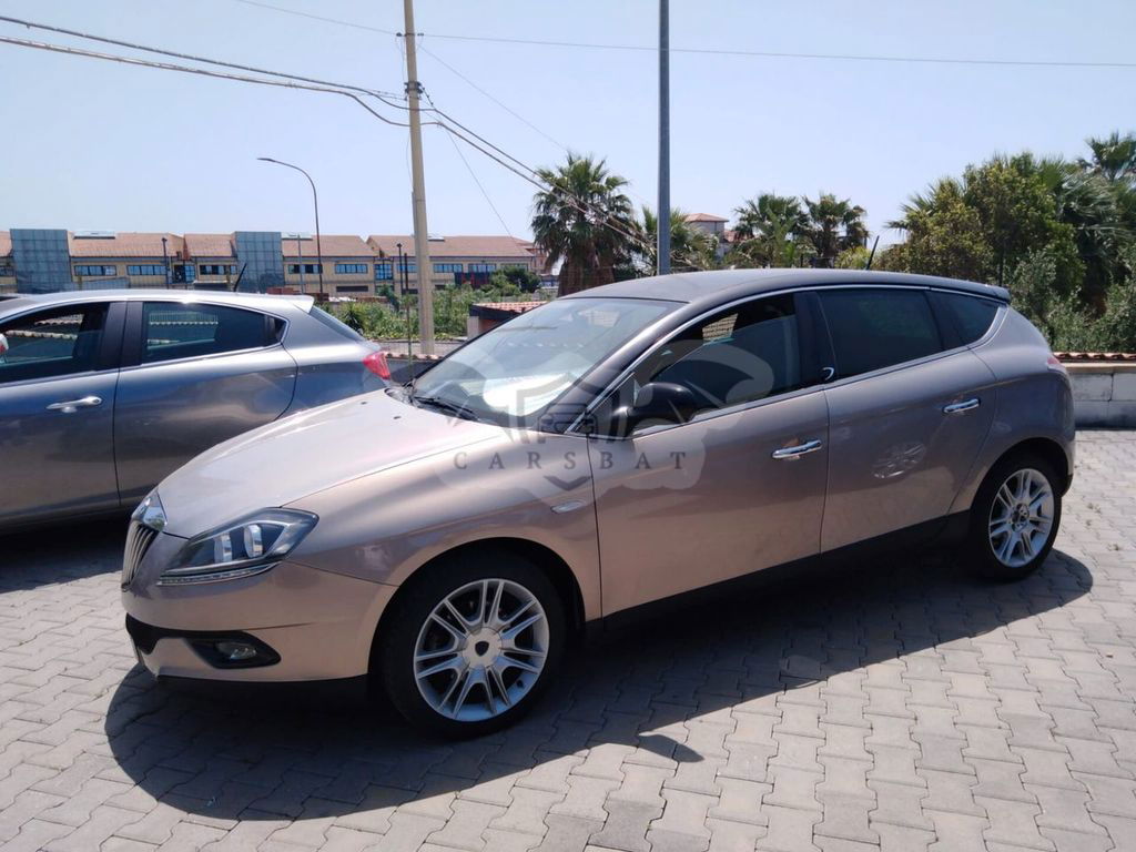 Lancia Delta 2010