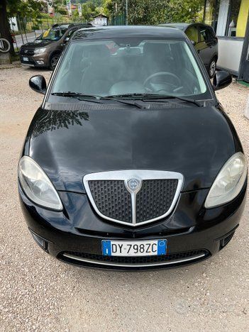 Lancia Ypsilon 2009